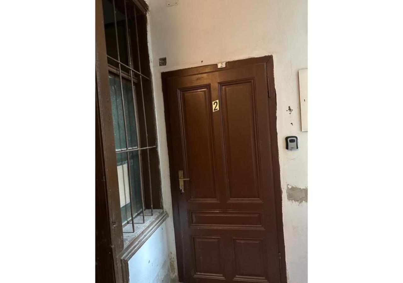 Spacious Apartment, 3 Min To U6 Metro Βιέννη Εξωτερικό φωτογραφία