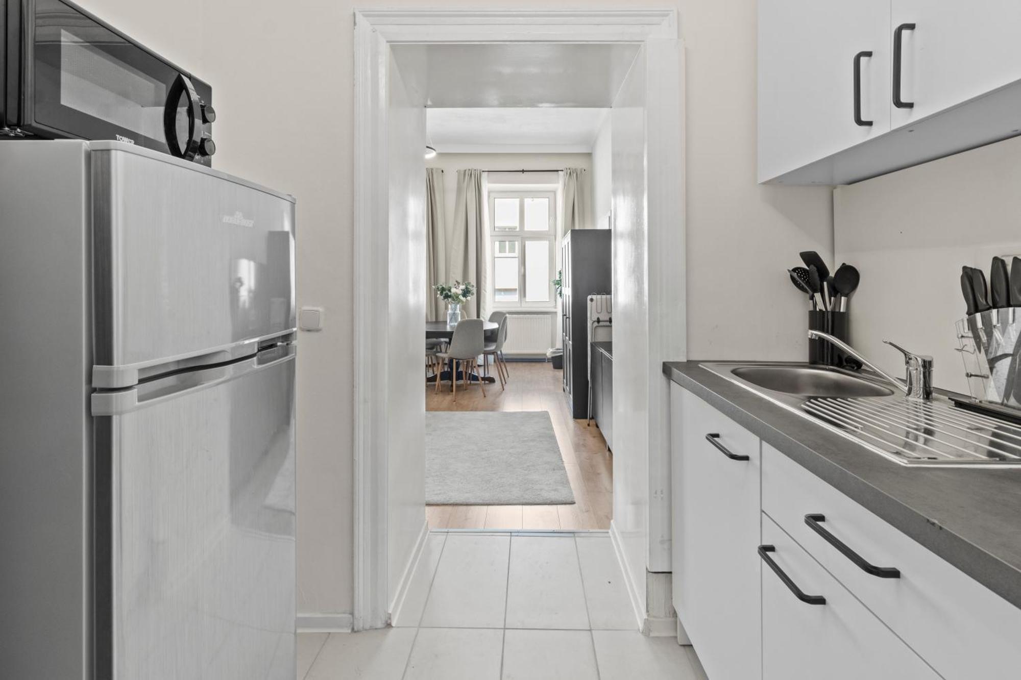 Spacious Apartment, 3 Min To U6 Metro Βιέννη Εξωτερικό φωτογραφία