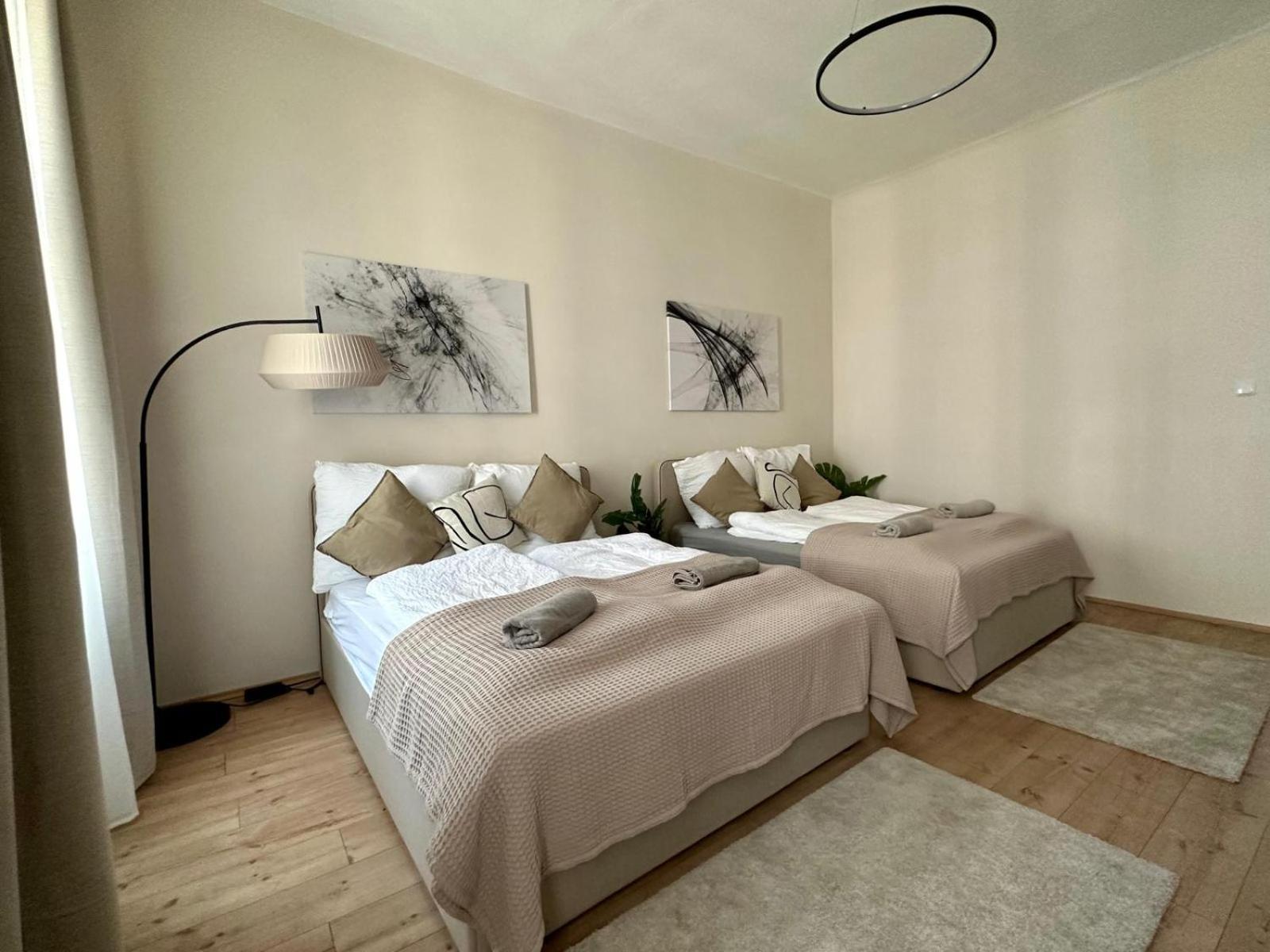 Spacious Apartment, 3 Min To U6 Metro Βιέννη Εξωτερικό φωτογραφία