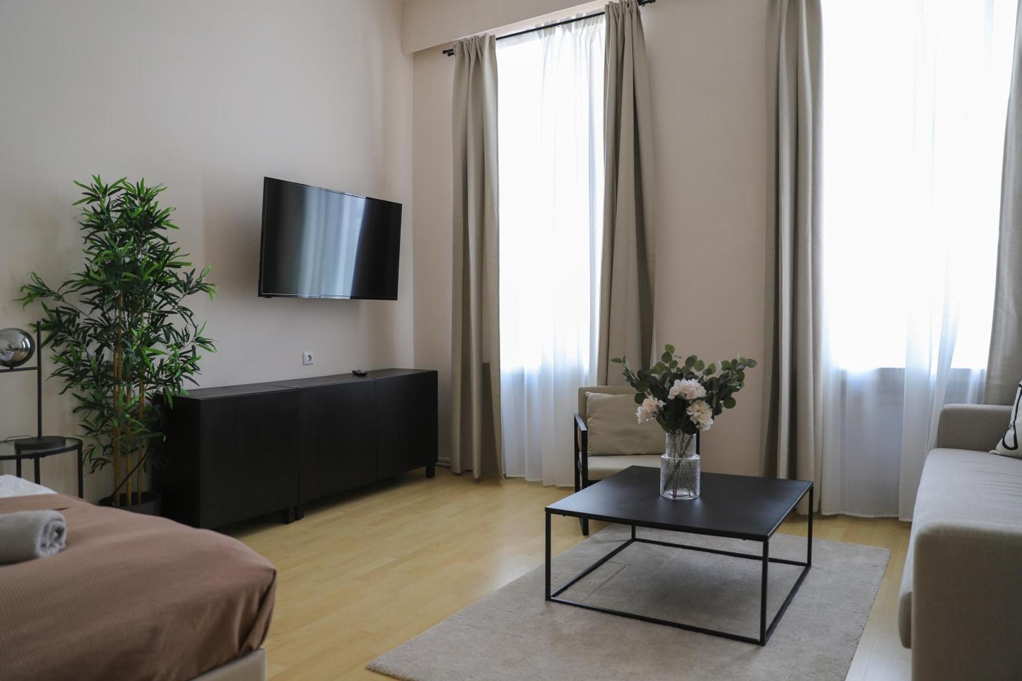 Spacious Apartment, 3 Min To U6 Metro Βιέννη Εξωτερικό φωτογραφία